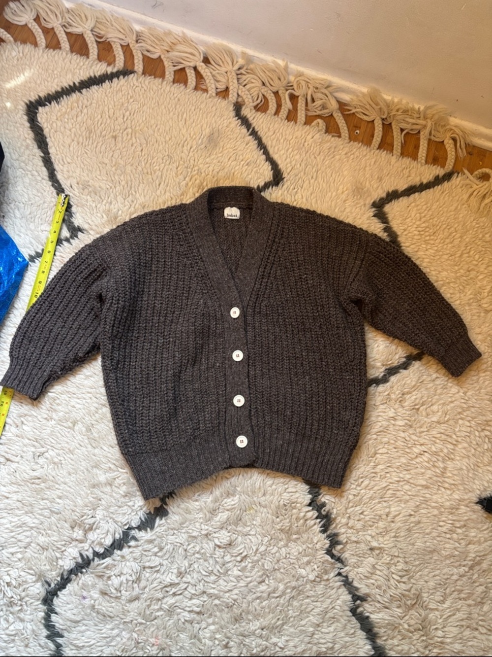 Babaa Wool Cardigan - Picture 2 of 16